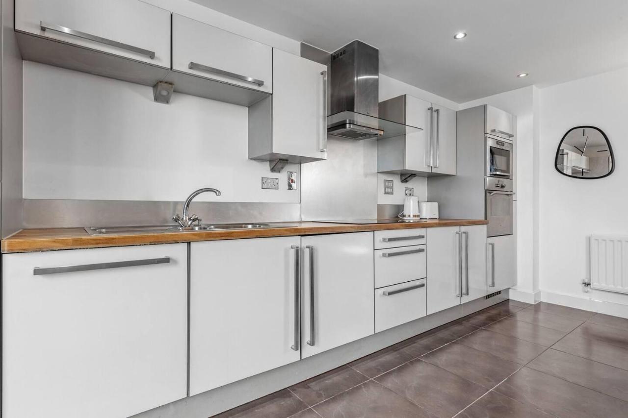 Lovely & Cosy 2 Beds London Skyline View מראה חיצוני תמונה