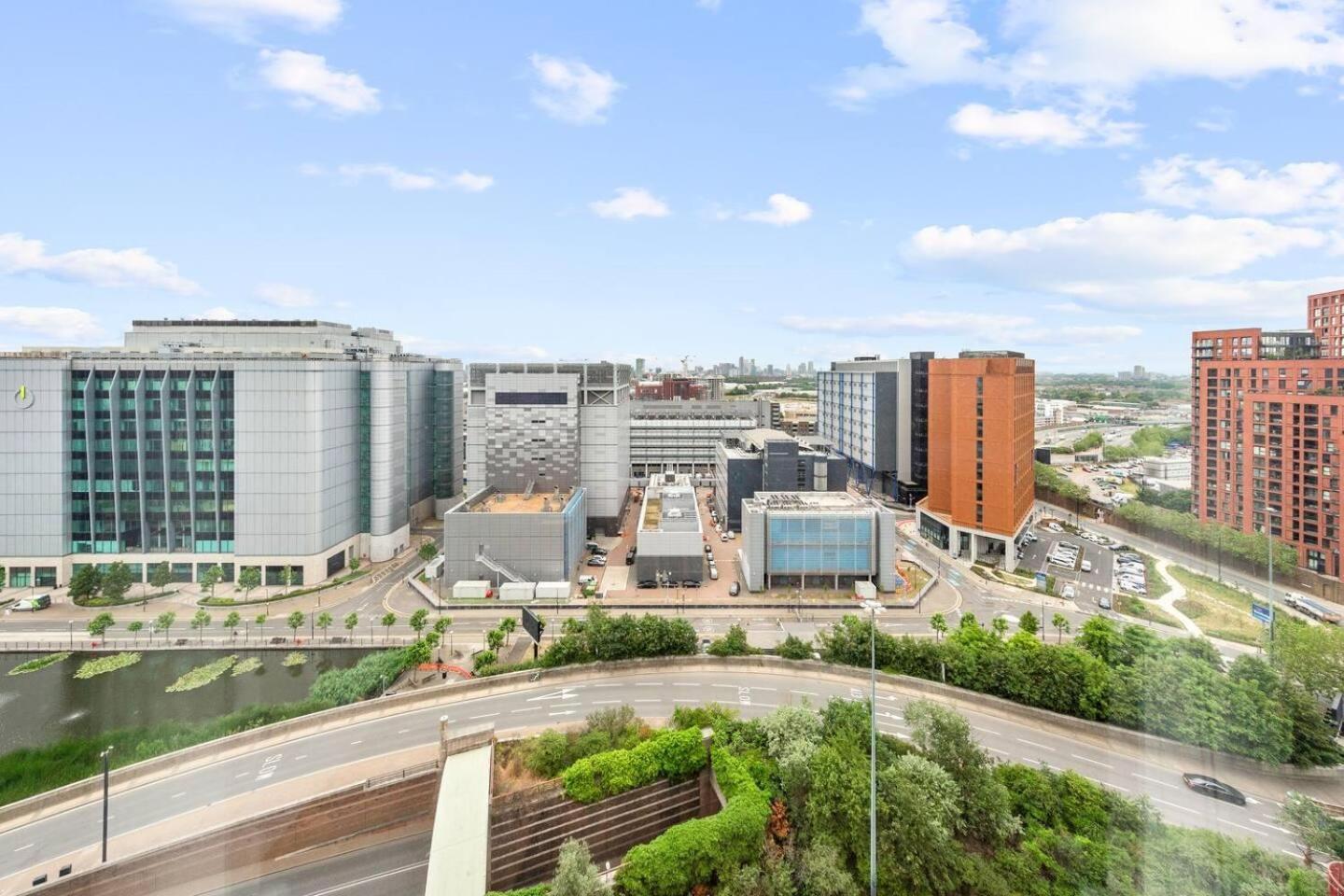 Lovely & Cosy 2 Beds London Skyline View מראה חיצוני תמונה